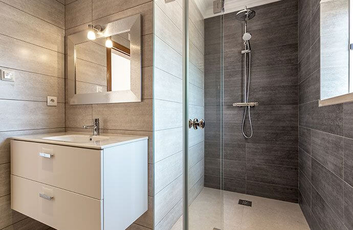 Les priorités d'une salle de bain senior à Braine-l'Alleud