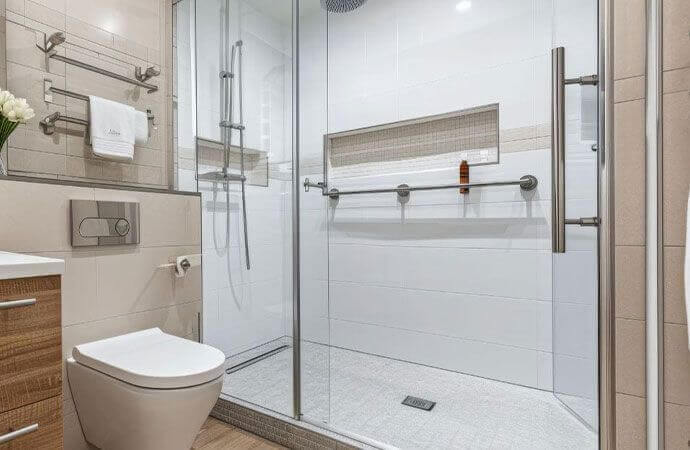 Financer et planifier une salle de bains PMR à Woluwe-Saint-Lambert