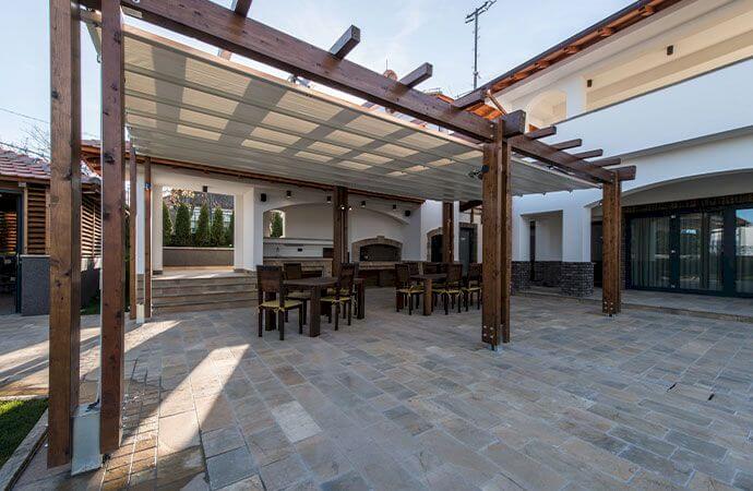 L'installation d'une pergola à Braine-l'Alleud par Avenir Rénovations